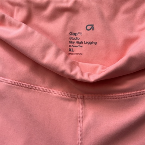 GapFit Studio Sky High Leggings XL ~25” Inseam Coral Pink - Picture 5 of 5